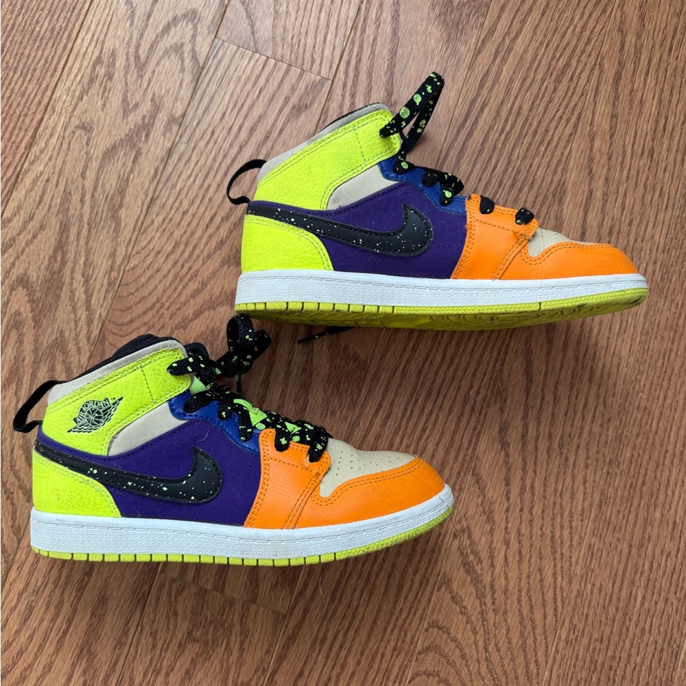 Jordan bright high top Sneakers